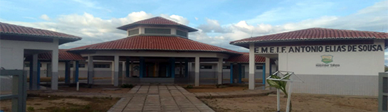 Frente da Escola